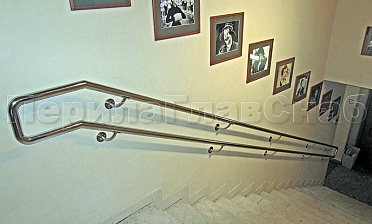 Двойной пристенный поручень из нержавейки купить в Красноярске Двойной пристенный поручень из нержавейки купить в Красноярске