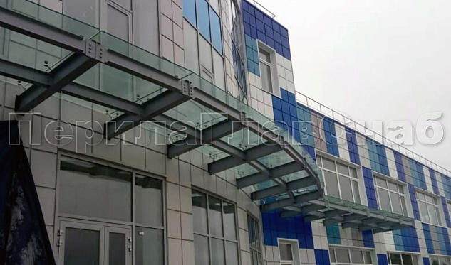 НПО “Наука” фасадный козырек в Красноярске. Готовые проекты ПерилаГлавСнаб НПО “Наука” фасадный козырек в Красноярске. Готовые проекты ПерилаГлавСнаб