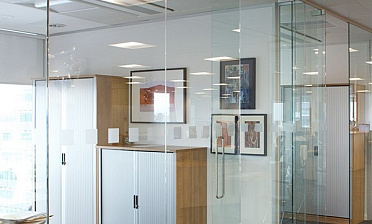 Стеклянные перегородки премиум для офиса купить в Красноярске Стеклянные перегородки премиум для офиса купить в Красноярске