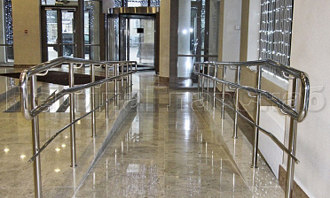 Ограждение пандуса с одним ригелем купить в Красноярске Ограждение пандуса с одним ригелем купить в Красноярске