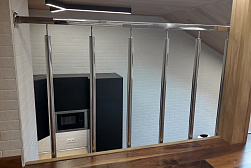 Перила и ограждения с вертикальным заполнением в Красноярске. Готовые проекты ПерилаГлавСнаб - фото 11 Перила и ограждения с вертикальным заполнением в Красноярске. Готовые проекты ПерилаГлавСнаб - фото 11