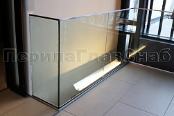 Стеклянные ограждения для торговых  и бизнес центров в Красноярске. Готовые проекты ПерилаГлавСнаб - фото 20