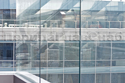 Цельностеклянные ограждения для крыш в Красноярске. Готовые проекты ПерилаГлавСнаб - фото 15