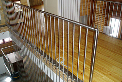 Перила и ограждения с вертикальным заполнением в Красноярске. Готовые проекты ПерилаГлавСнаб - фото 18