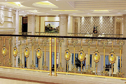 Латунные перила под золото в Красноярске. Готовые проекты ПерилаГлавСнаб - фото 1 Латунные перила под золото в Красноярске. Готовые проекты ПерилаГлавСнаб - фото 1