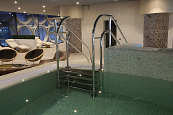 Поручни для бассейна в Красноярске. Готовые проекты ПерилаГлавСнаб - фото 1