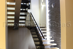 Цельностеклянные ограждения на несущем стекле в Красноярске. Готовые проекты ПерилаГлавСнаб - фото 20 Цельностеклянные ограждения на несущем стекле в Красноярске. Готовые проекты ПерилаГлавСнаб - фото 20