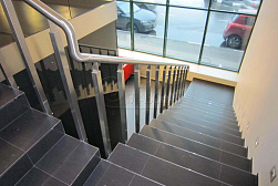 Перила и ограждения с вертикальным заполнением в Красноярске. Готовые проекты ПерилаГлавСнаб - фото 12