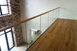 Цельностеклянные ограждения на несущем стекле в Красноярске. Готовые проекты ПерилаГлавСнаб - фото 26 Цельностеклянные ограждения на несущем стекле в Красноярске. Готовые проекты ПерилаГлавСнаб - фото 26