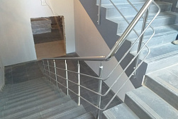 Перила для лестниц из металла в Красноярске. Готовые проекты ПерилаГлавСнаб - фото 10