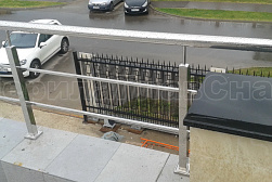 Перила и ограждения из нержавеющей стали с двумя ригелями в Красноярске. Готовые проекты ПерилаГлавСнаб - фото 7