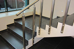 Перила и ограждения с вертикальным заполнением в Красноярске. Готовые проекты ПерилаГлавСнаб - фото 13