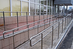 Поручни для инвалидов из нержавеющей стали в Красноярске. Готовые проекты ПерилаГлавСнаб - фото 22