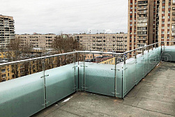 Цельностеклянные ограждения для крыш в Красноярске. Готовые проекты ПерилаГлавСнаб - фото 21