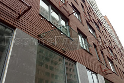 Стеклянные козырьки на вантах в Красноярске. Готовые проекты ПерилаГлавСнаб - фото 5