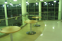 Стеклянные ограждения для торговых  и бизнес центров в Красноярске. Готовые проекты ПерилаГлавСнаб - фото 9