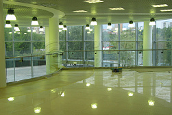 Стеклянные ограждения для торговых  и бизнес центров в Красноярске. Готовые проекты ПерилаГлавСнаб - фото 8