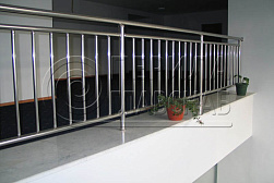 Перила и ограждения с вертикальным заполнением в Красноярске. Готовые проекты ПерилаГлавСнаб - фото 4 Перила и ограждения с вертикальным заполнением в Красноярске. Готовые проекты ПерилаГлавСнаб - фото 4