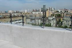 Цельностеклянные ограждения для крыш в Красноярске. Готовые проекты ПерилаГлавСнаб - фото 5